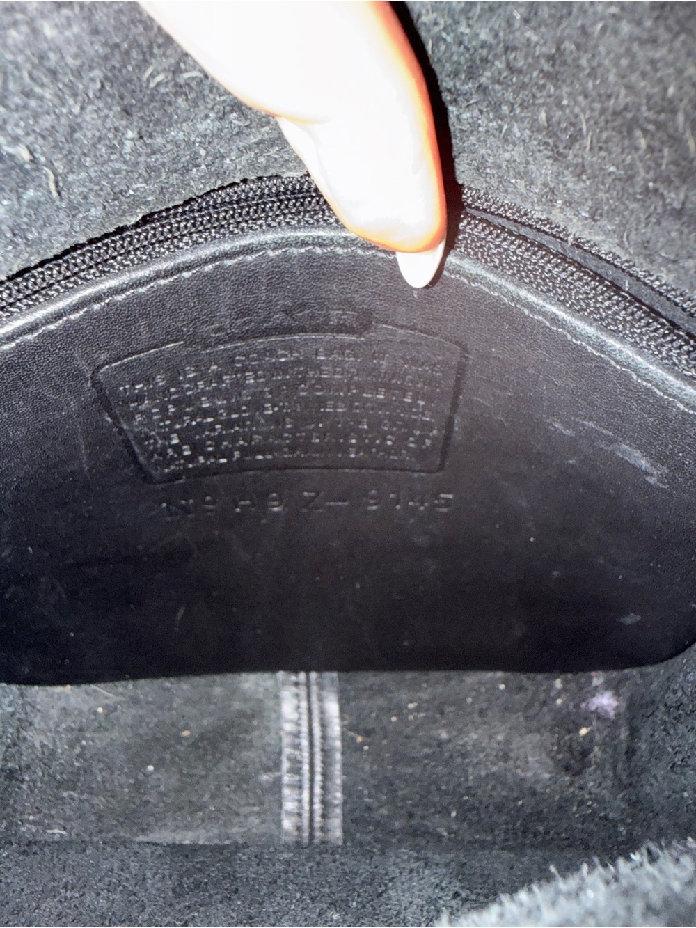 Vintage Coach 9145 Black Leather Crossbody Bag USA NYC Minimalist - Picture 7 of 7